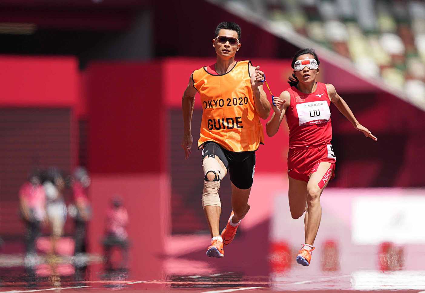 关于挪威选手奋勇争先，成功夺得银牌的信息