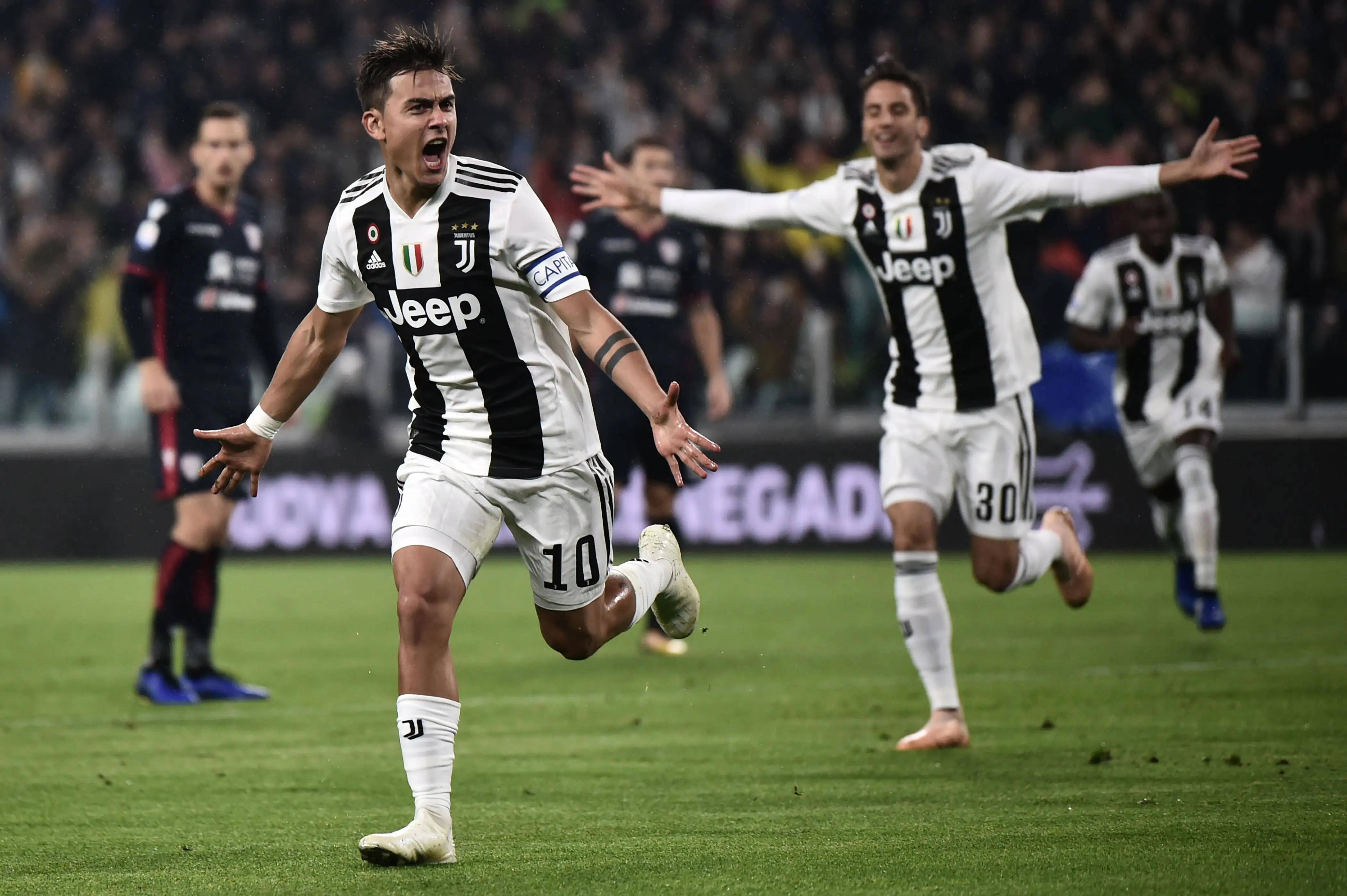 意联赛完美落幕，AC米兰全胜夺冠喜悦满溢的简单介绍