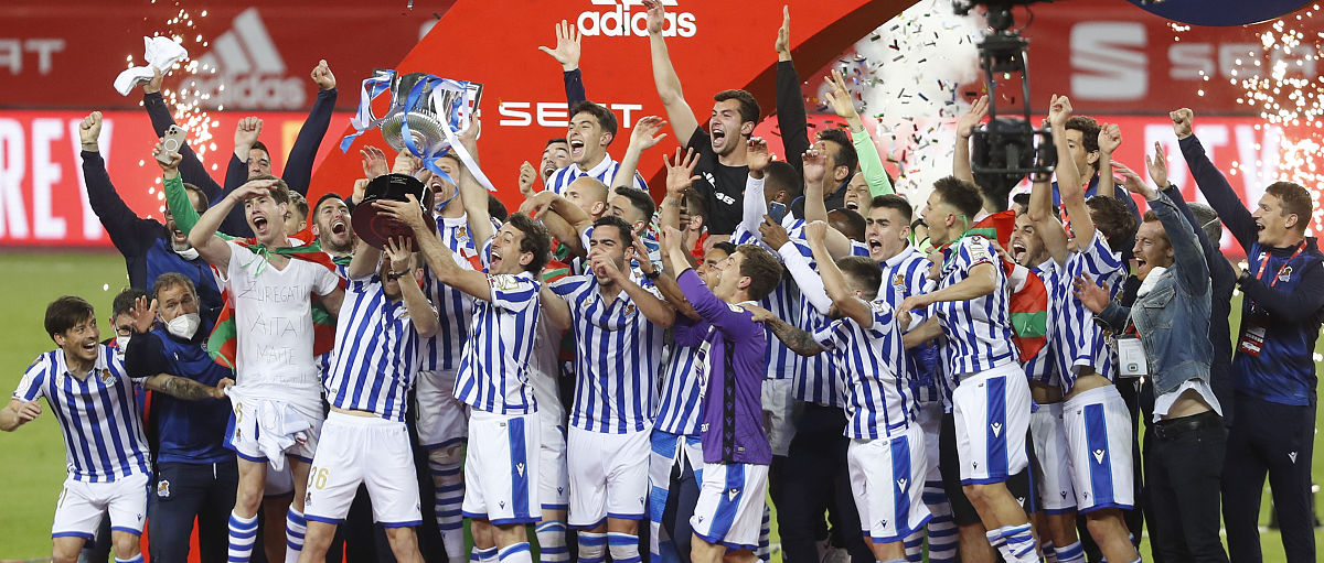 瓦伦西亚客场击败对手，赢得关键三分