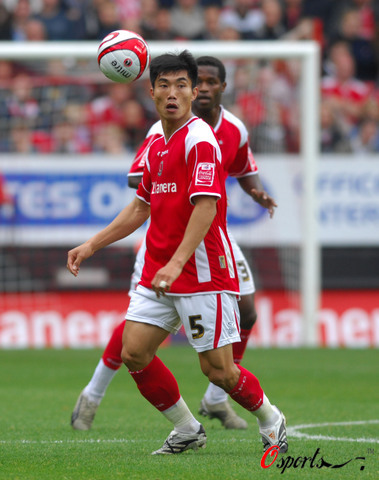 杭州绿城备战与查尔顿竞技比赛