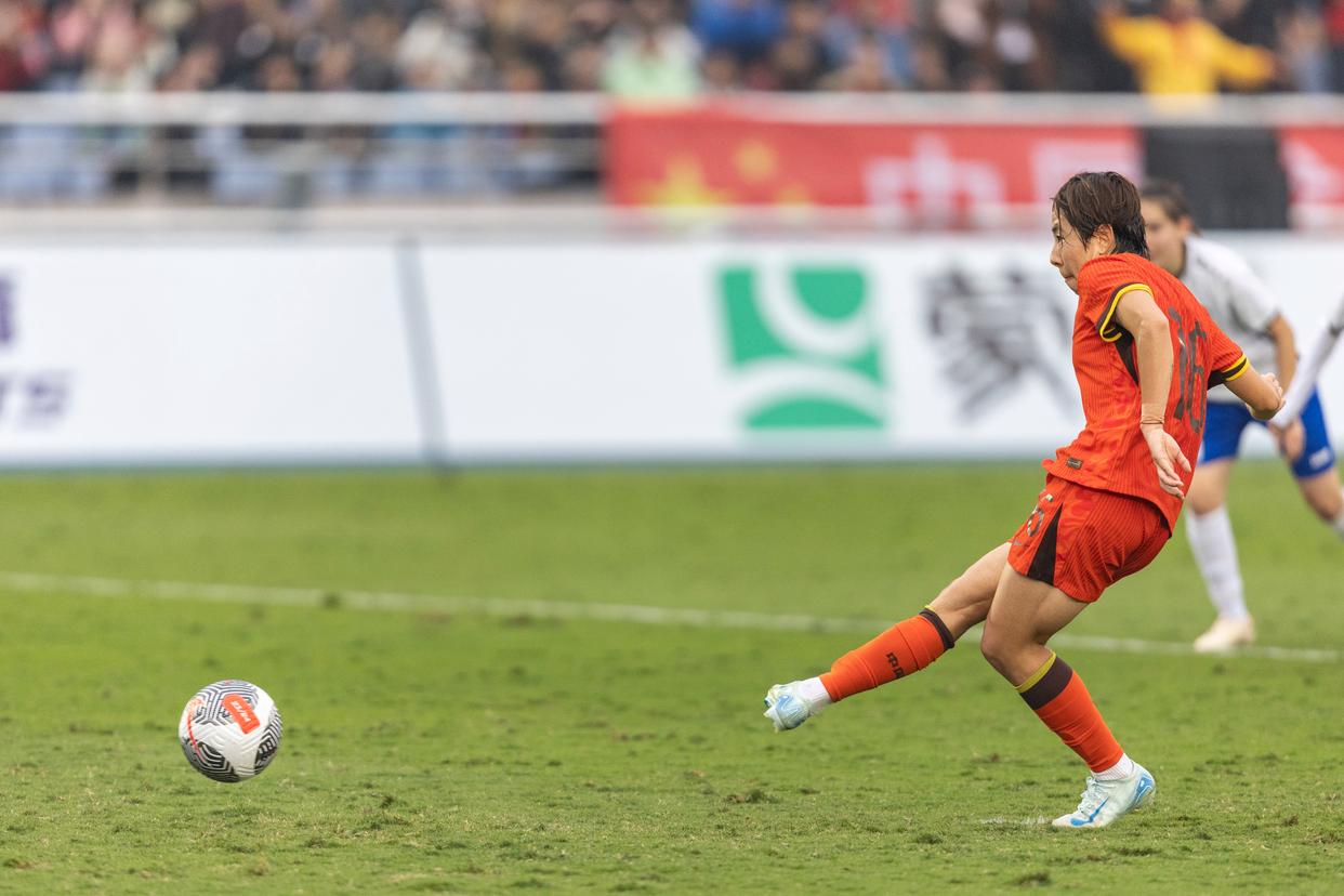 纳米比亚女足迎来挑战，备战关键比赛