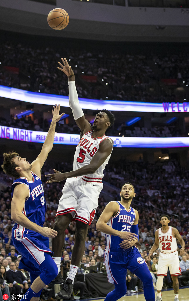 关于湖北队在主场大胜对手，取得赛季首胜的信息