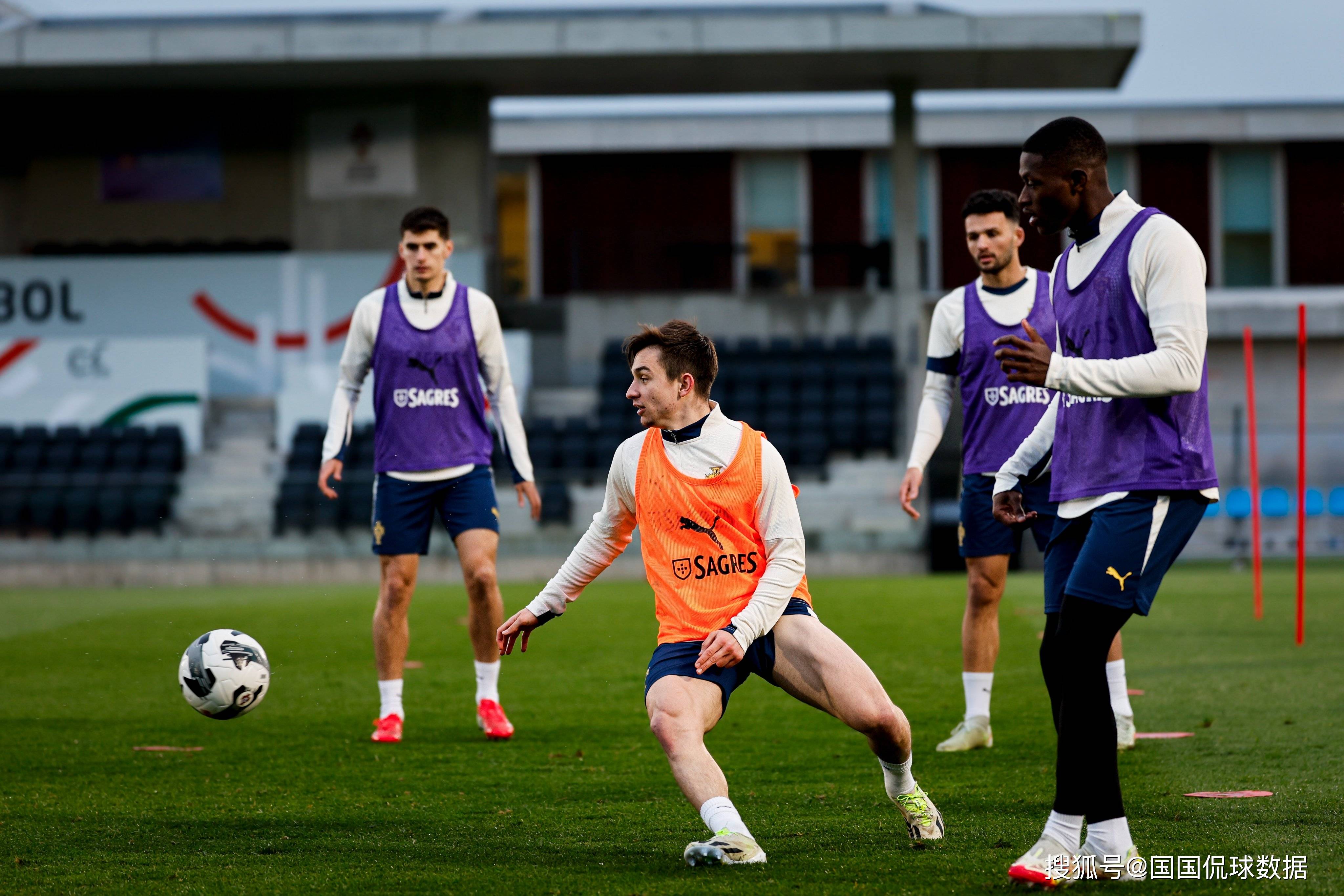 欧国联决战时刻：瑞典对阵丹麦，生死一线