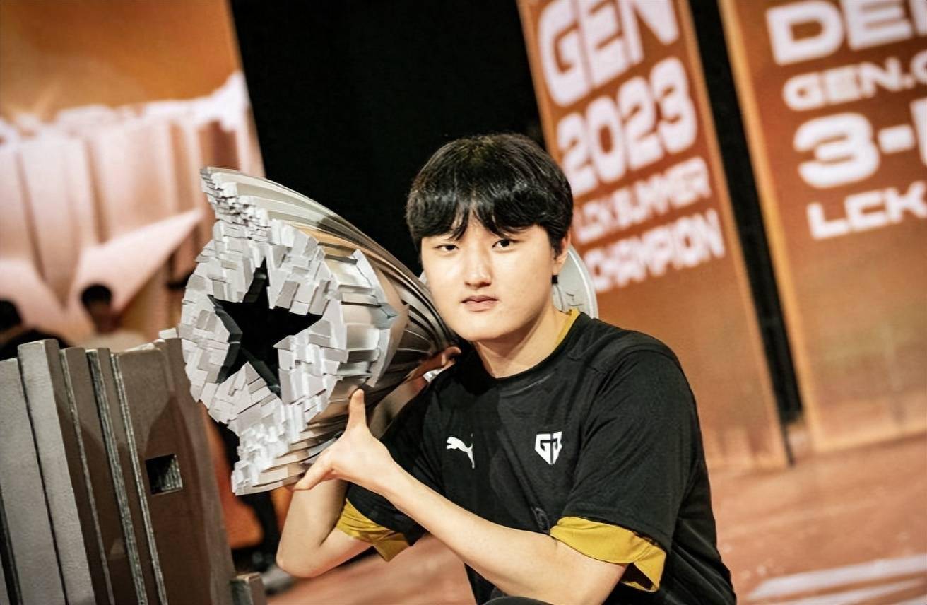 关于GEN强势T1，Hanssama完成帽子戏法的信息