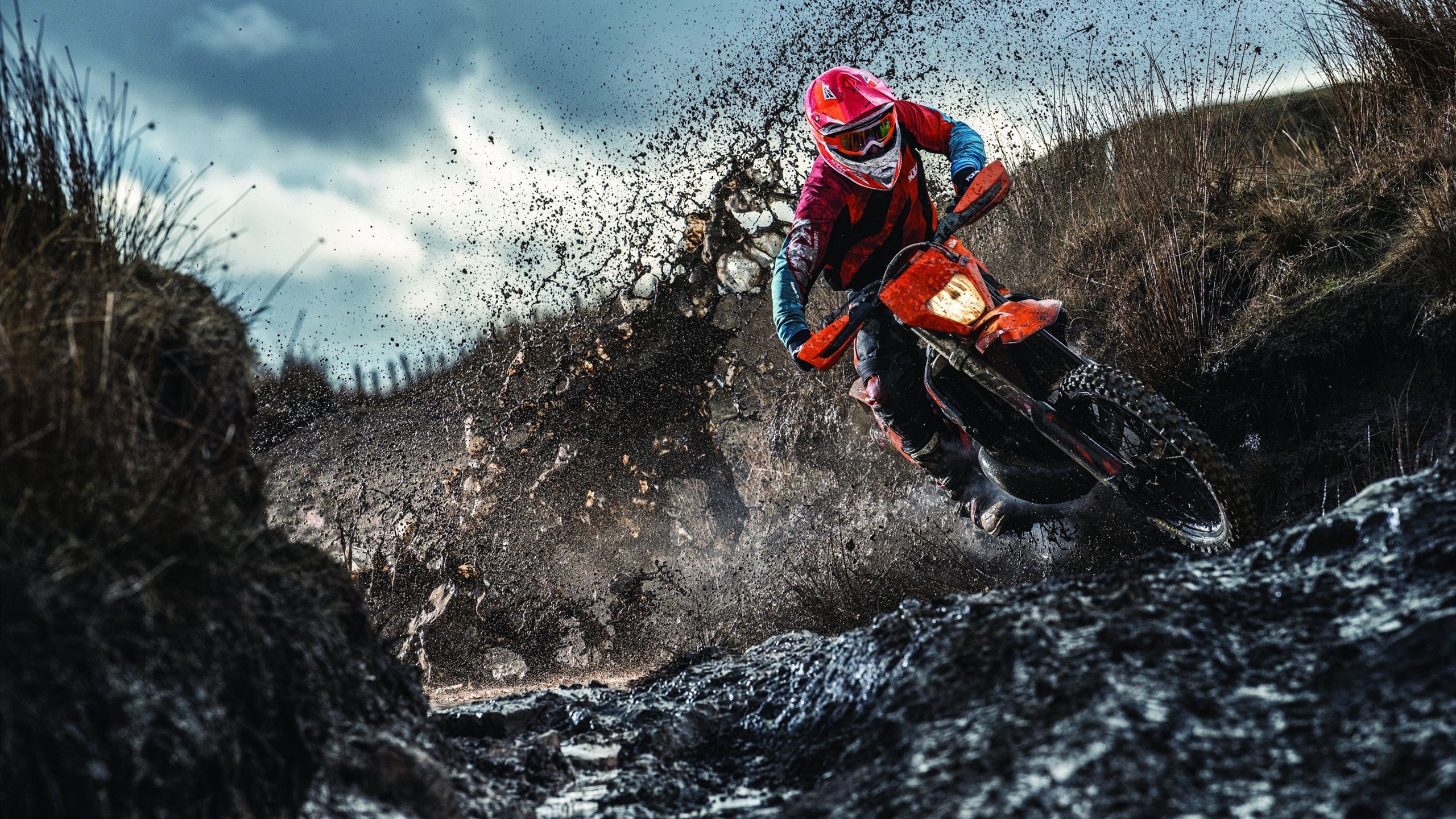 完胜后的冷场与一个中国观众的违规点燃